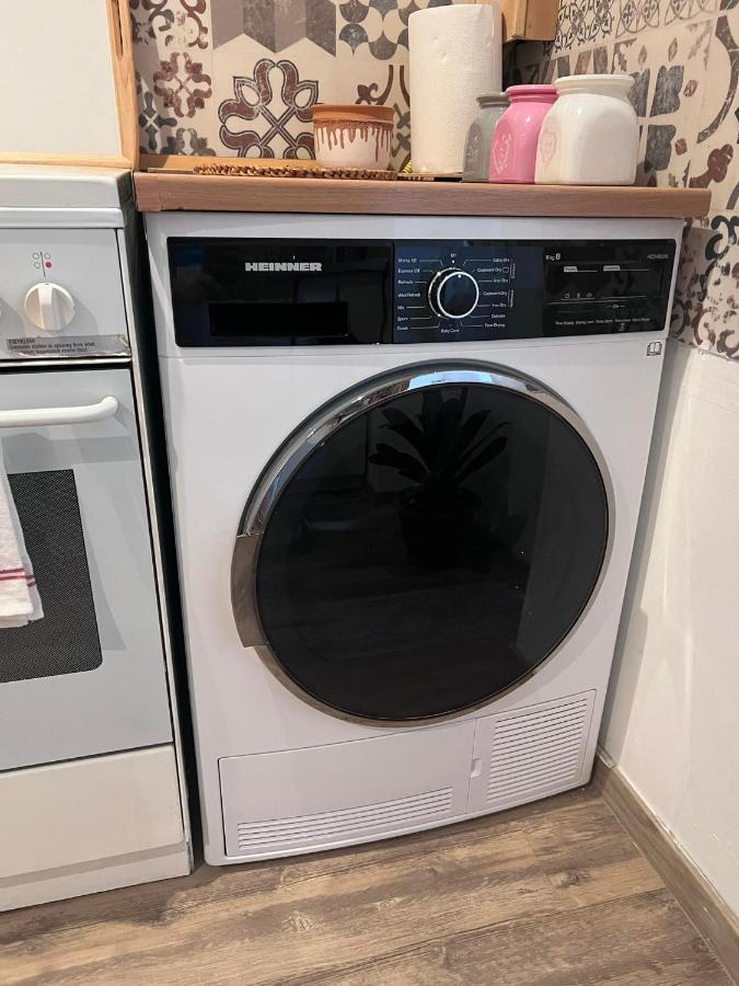 Free Parking, Downtown Apartment Near New York Cafe 布达佩斯 外观 照片